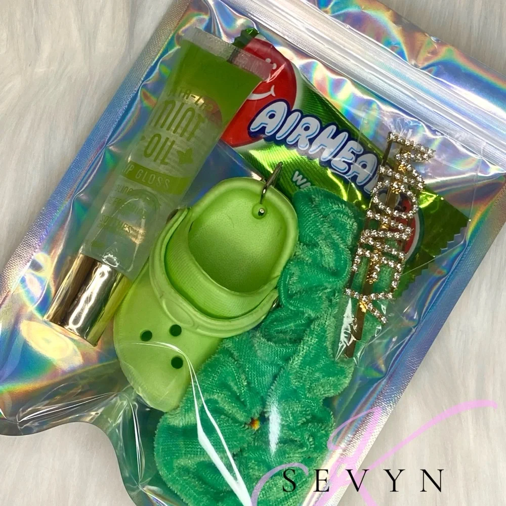 Crocs - Picture 2 of 6